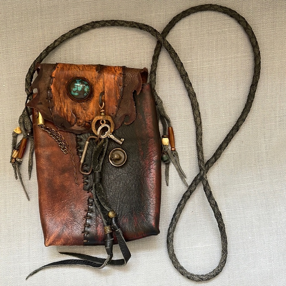 Artisan Deluxe Leather Sack with skull and vintage key detail